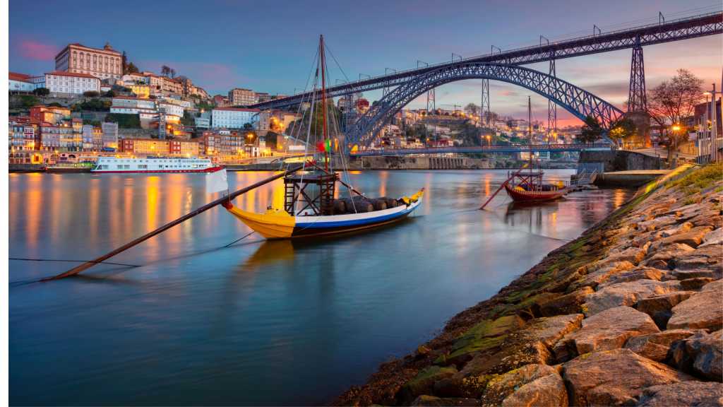 Voyager à Porto ne coûte pas très cher.