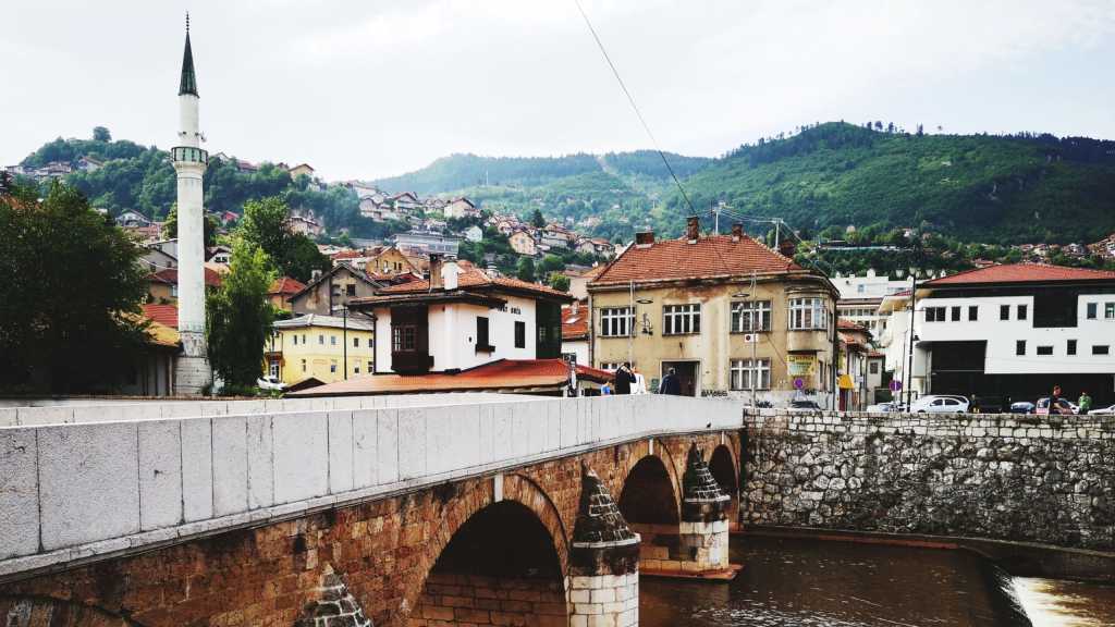 Sarajevo est une destination pas chère en Europe.